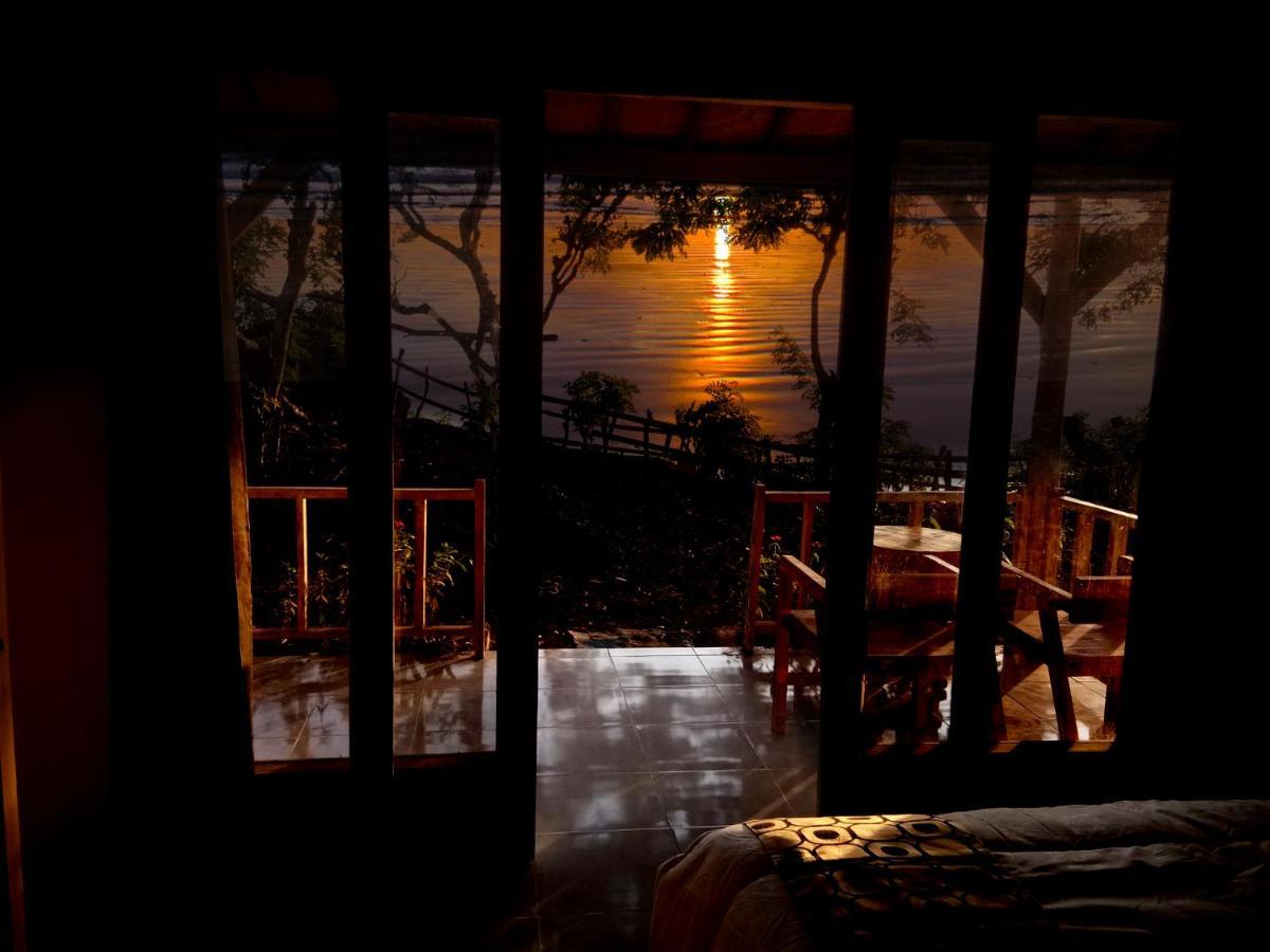 Waterfall Inn Tanglad Exterior foto